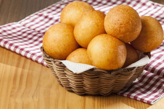 Mezcla Para Preparar Buñuelos Colombianos 680gr (Buñuelina)
